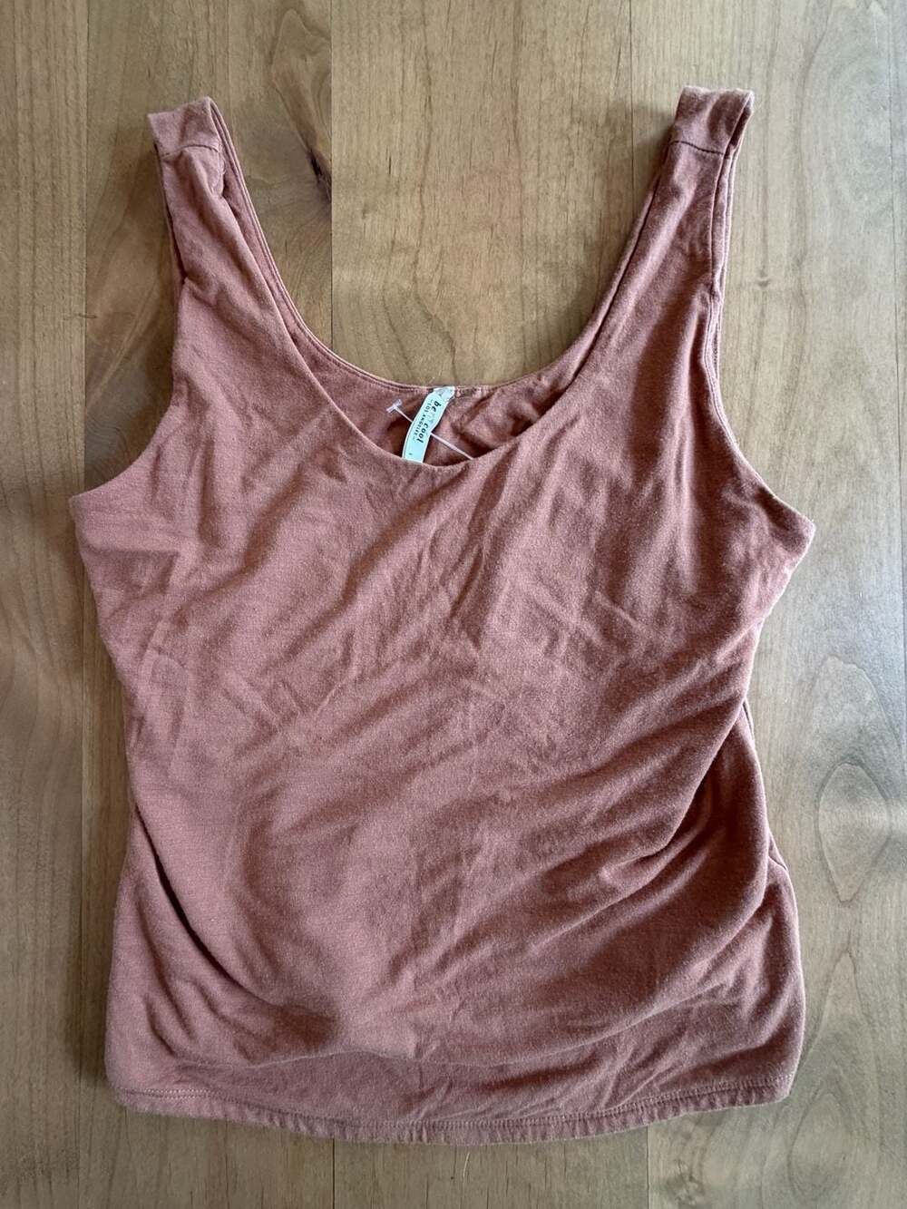 be cool Los Angeles Women's Rust Scoop Neck Tank Top, Size Large